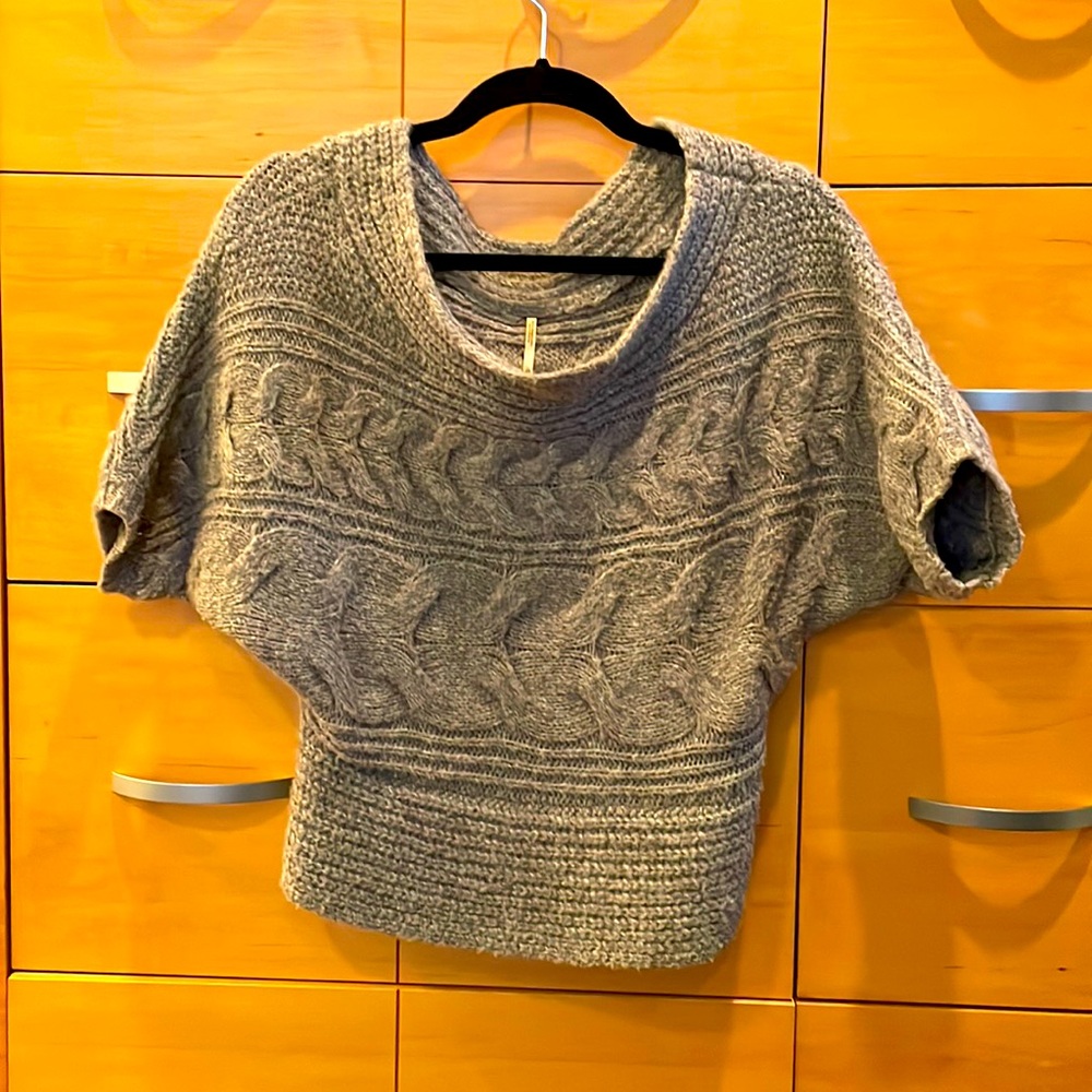 Free People XS scoop neck grey sweater